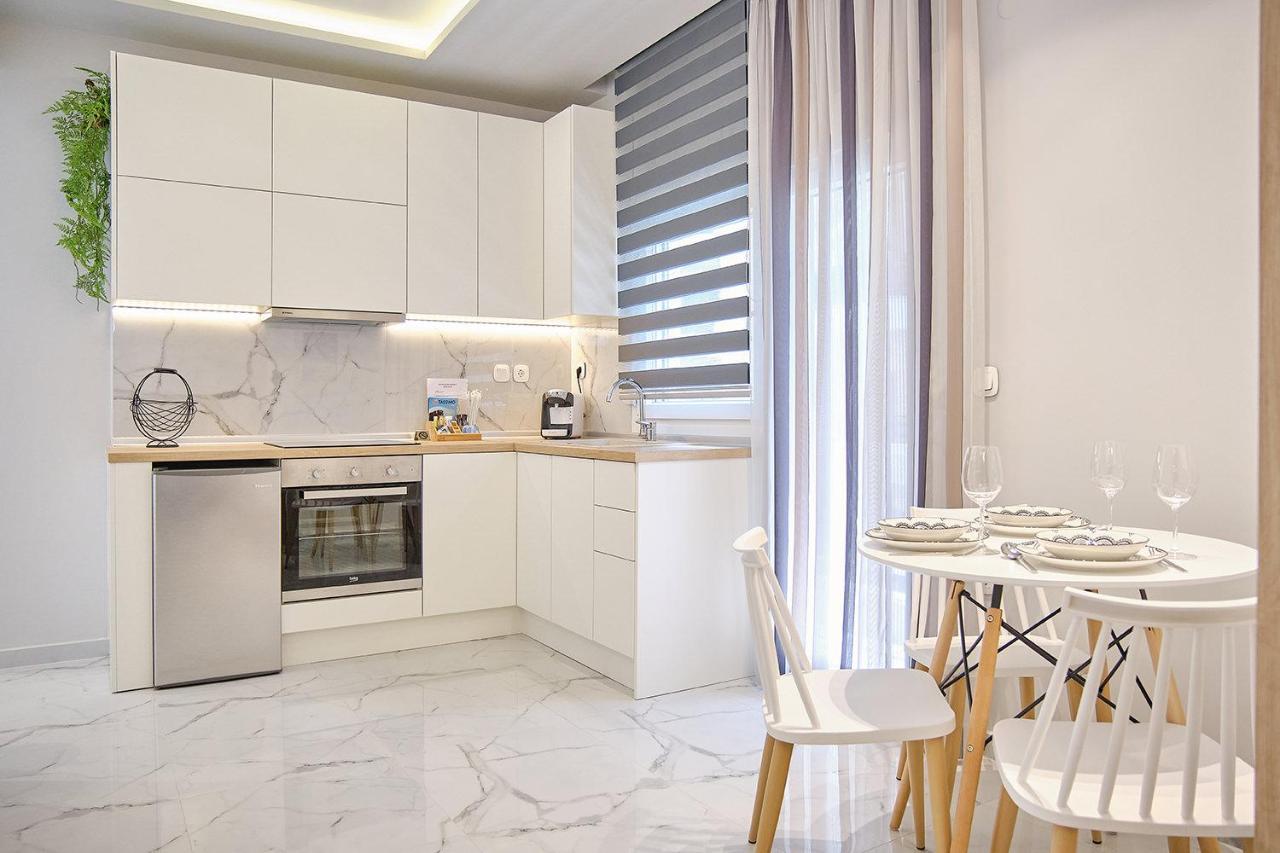 Elegant Central Apartment Veria - Με Ενδοδαπέδια Θέρμανση!!! エクステリア 写真
