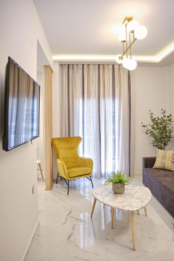 Elegant Central Apartment Veria - Με Ενδοδαπέδια Θέρμανση!!! エクステリア 写真