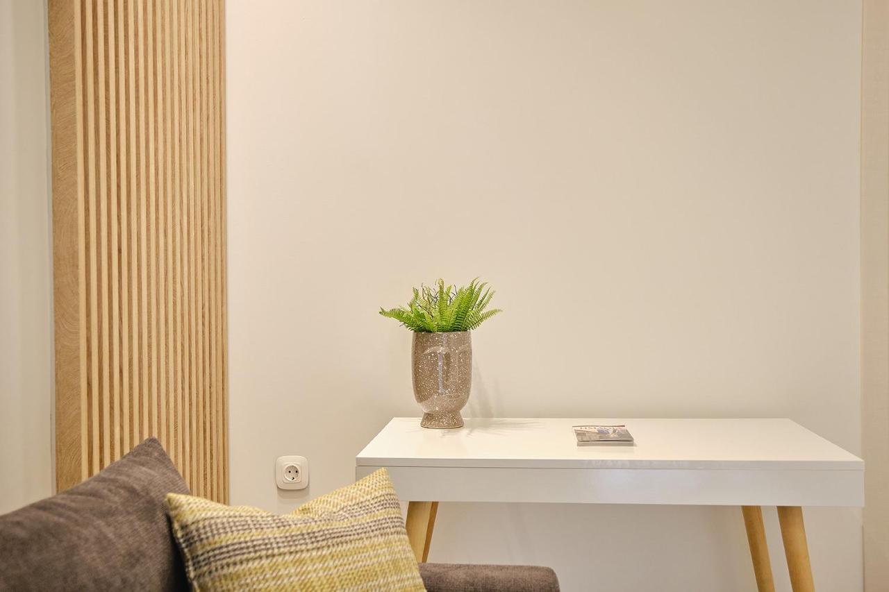 Elegant Central Apartment Veria - Με Ενδοδαπέδια Θέρμανση!!! エクステリア 写真