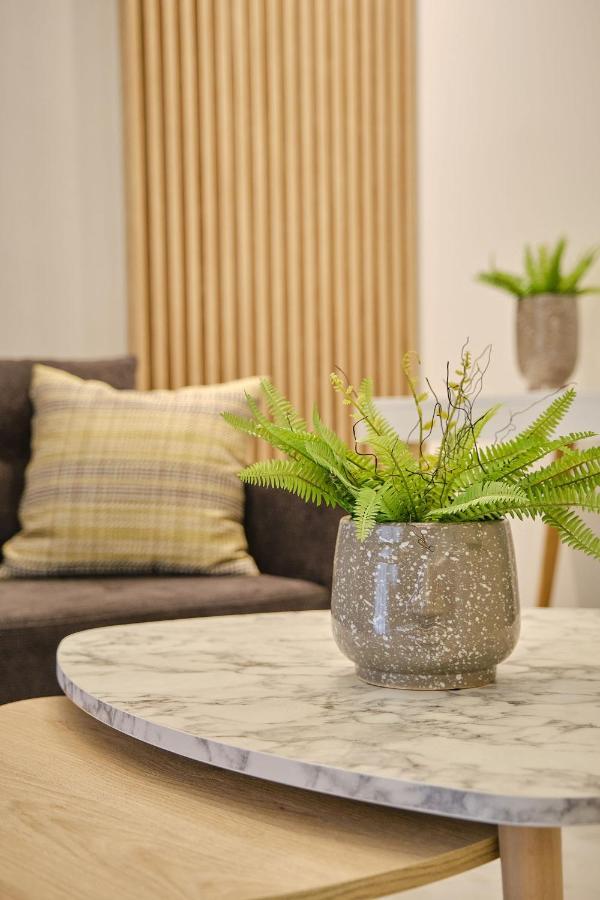 Elegant Central Apartment Veria - Με Ενδοδαπέδια Θέρμανση!!! エクステリア 写真